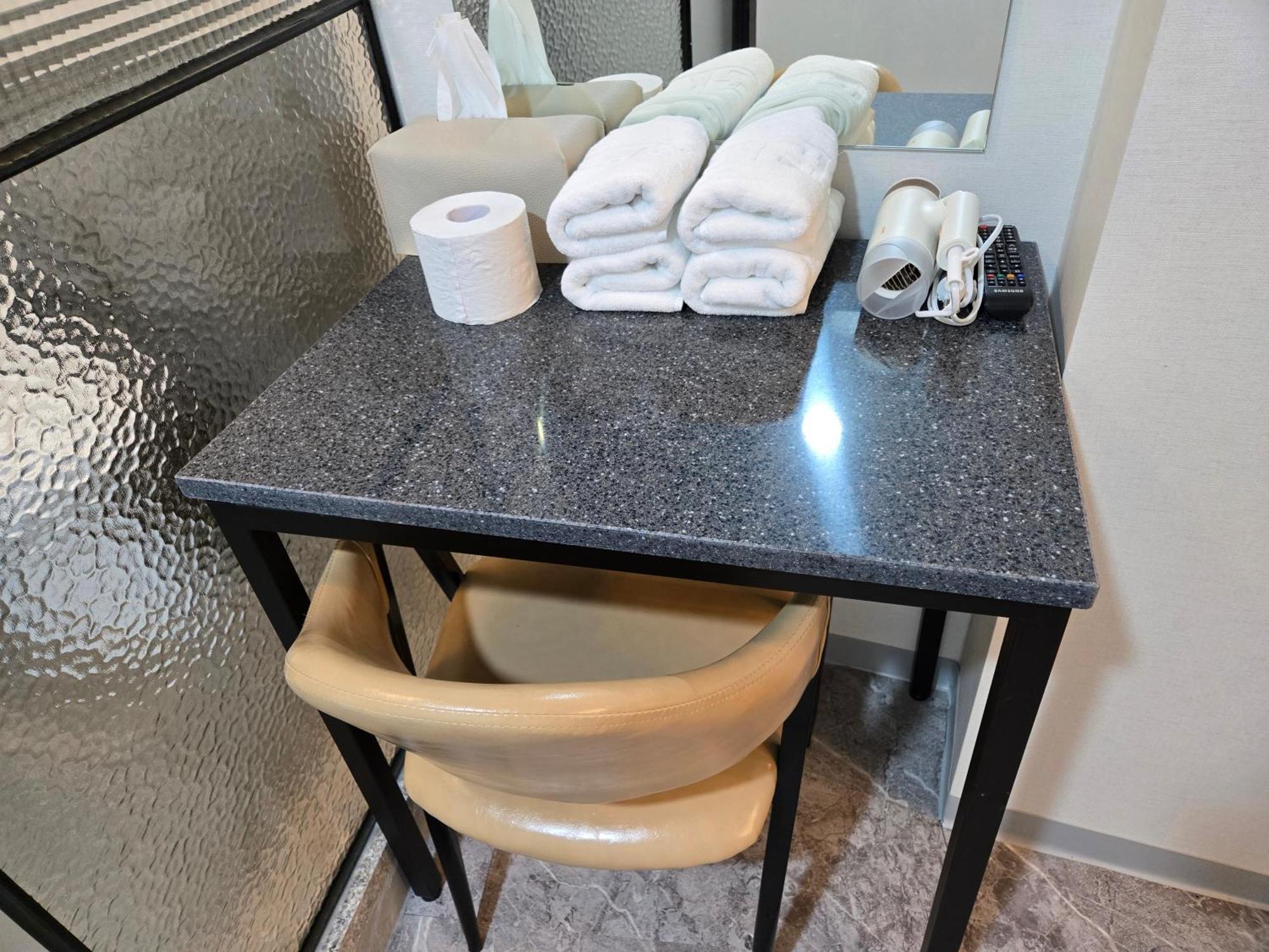 K-Stay Guesthouse Dongdaemun Seoul Rum bild